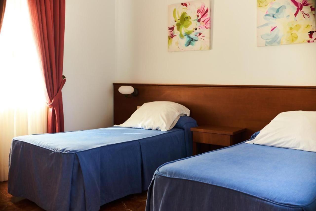 Apartamentos San Andres Sevilla Exterior foto